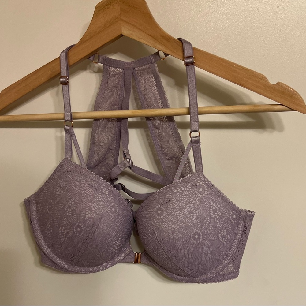 Victoria’s Secret bombshell bra